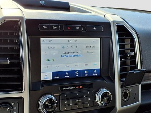 Used 2020 Ford F150 Lariat w/ Equipment Group 502A Luxury image 11