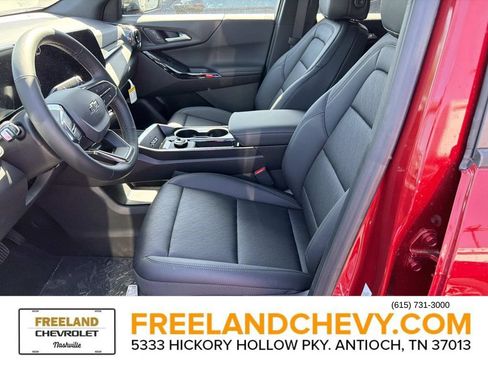 New 2026 Chevrolet Equinox LT w/ Convenience Package II FWD image 18