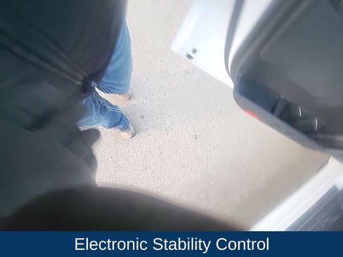 Used 2025 Toyota Tacoma TRD Off-Road image 18