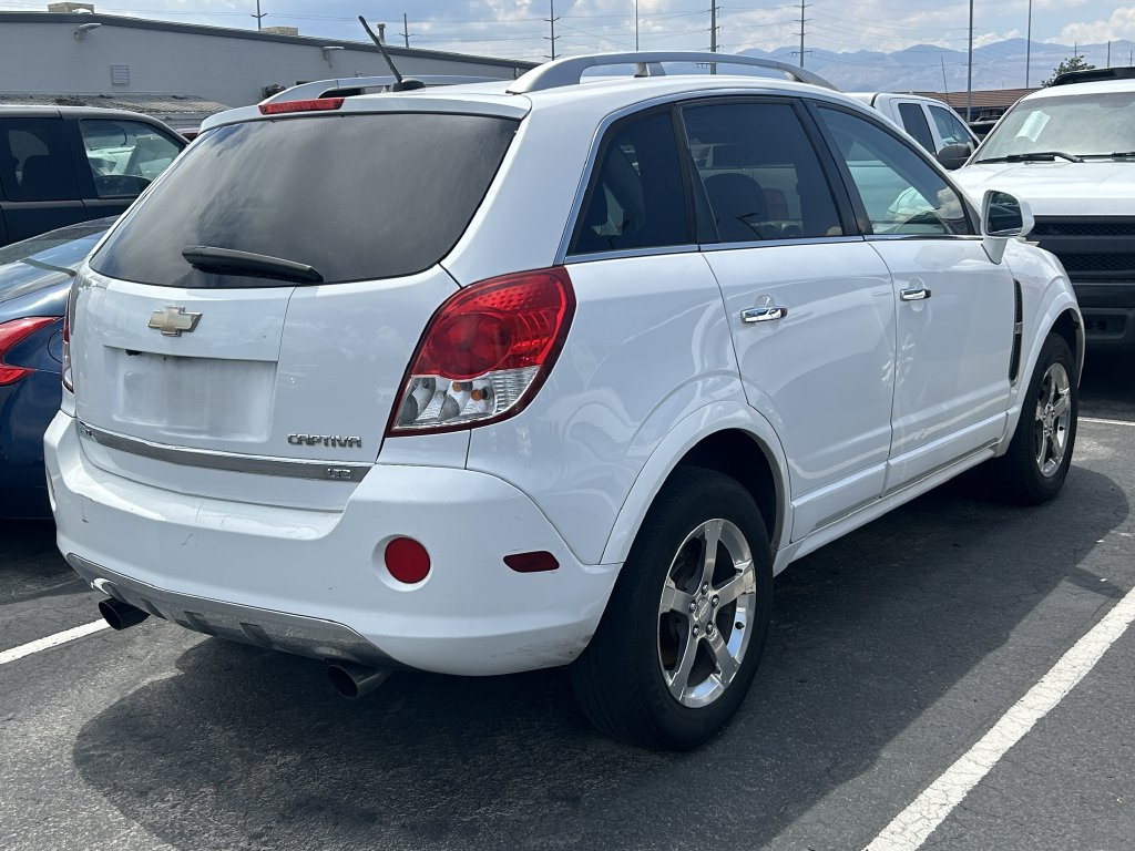 Used 2012 Chevrolet Captiva Sport LTZ AWD/4WD image 6