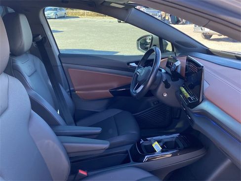 Used 2021 Volkswagen ID.4 Pro S w/ ID.4 Protection Package image 11