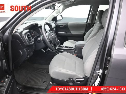 Used 2023 Toyota Tacoma SR AWD/4WD image 9