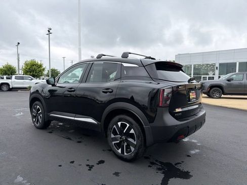 Used 2026 Nissan Kicks SV w/ Cold Weather Package AWD/4WD image 5