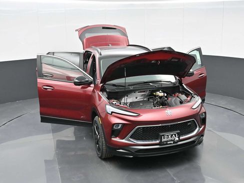 Used 2025 Buick Encore GX Sport Touring w/ Advanced Technology Package AWD/4WD image 36
