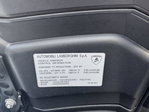 Used 2017 Lamborghini Huracan LP 580-2 RWD image 30