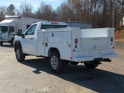 New 2024 GMC Sierra 3500 Pro w/ Convenience Package image 7