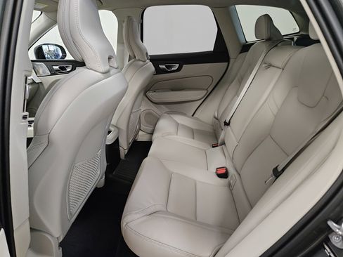 New 2026 Volvo XC60 T8 Ultra AWD/4WD image 12