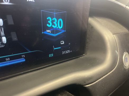 Used 2022 Hyundai Tucson SEL image 2