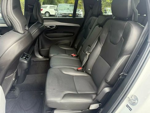 Used 2025 Volvo XC90 B5 Core image 9