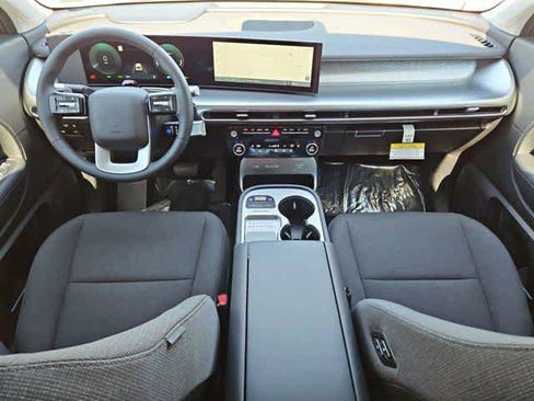 New 2026 Hyundai Ioniq 9 SE image 15