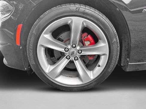 Used 2018 Dodge Charger R/T RWD image 10
