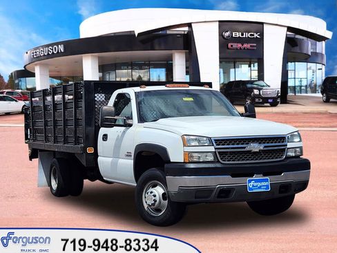 Used 2005 Chevrolet Silverado 3500 4x4 Regular Cab w/ Heavy-Duty Power Package image 1