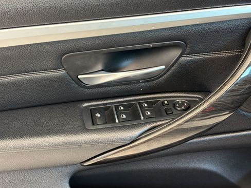 Used 2018 BMW 430i xDrive Convertible AWD/4WD image 19