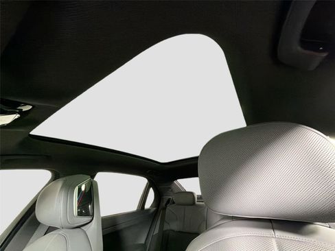 New 2026 BMW 750e xDrive w/ Premium Package AWD/4WD image 19