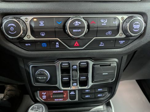 Used 2025 Jeep Wrangler Unlimited Sport S 4xe image 17