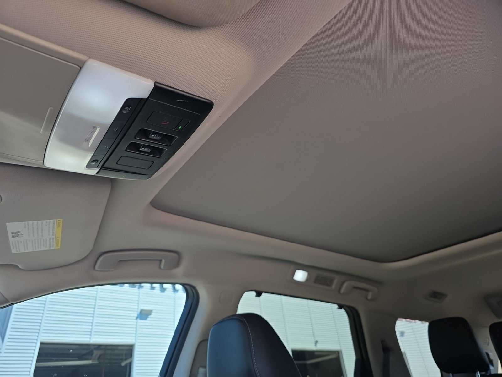 Certified 2023 Nissan Pathfinder SL w/ SL Premium Package FWD image 11