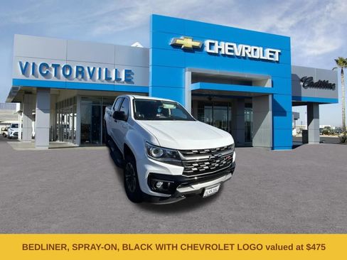 Used 2021 Chevrolet Colorado Z71 AWD/4WD image 3