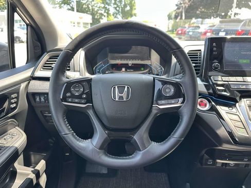 Certified 2023 Honda Odyssey Touring image 14