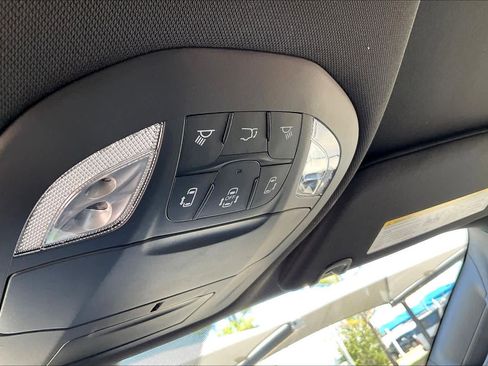 New 2026 Chrysler Pacifica Select image 17