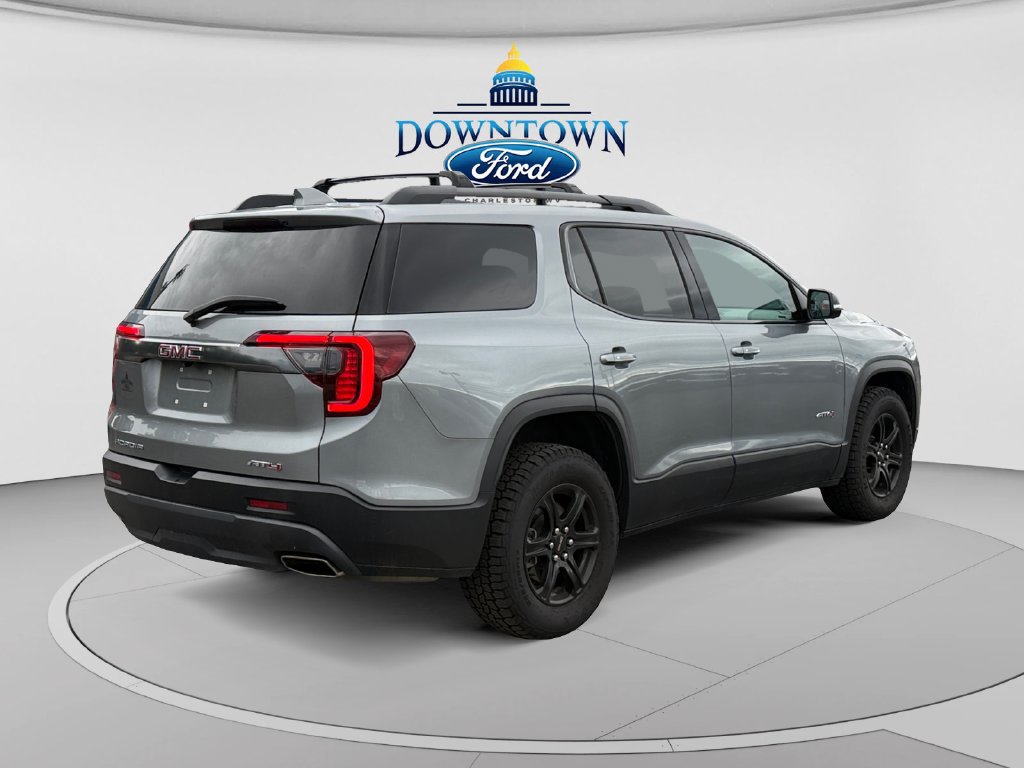 Used 2023 GMC Acadia AT4 w/ Technology Package AWD/4WD image 3