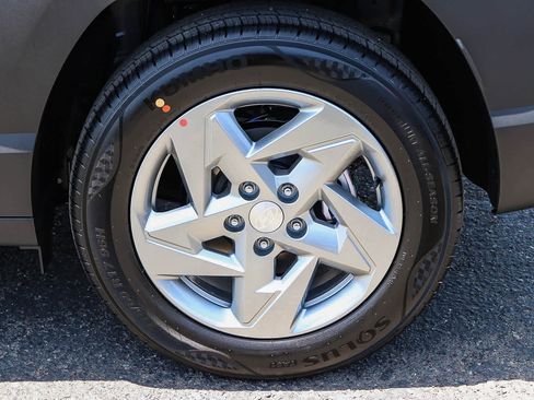 New 2026 Hyundai Kona SE FWD image 11