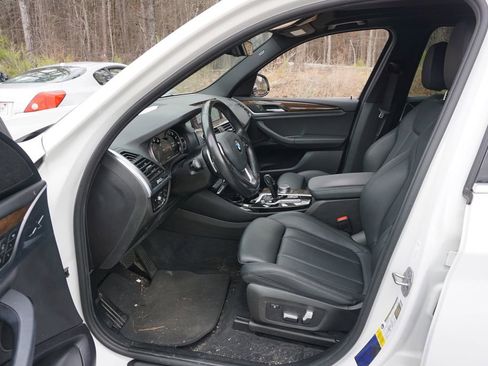 Used 2019 BMW X3 sDrive30i image 2