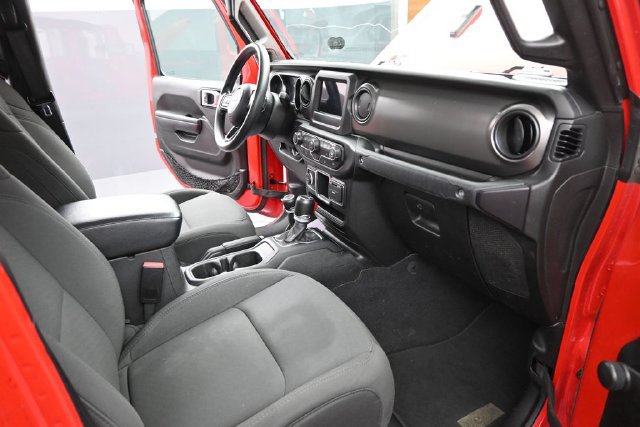 Used 2022 Jeep Gladiator Sport AWD/4WD image 21