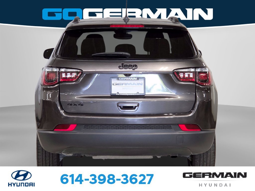 Used 2023 Jeep Compass Latitude w/ Convenience Group AWD/4WD image 9