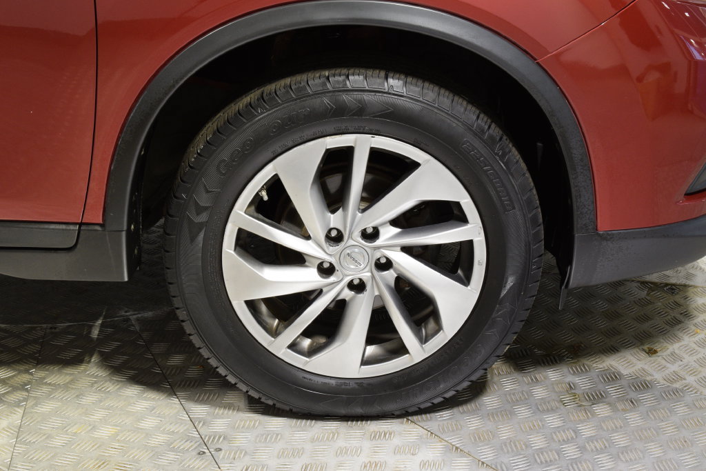 Used 2014 Nissan Rogue SL w/ SL Premium Package AWD/4WD image 38