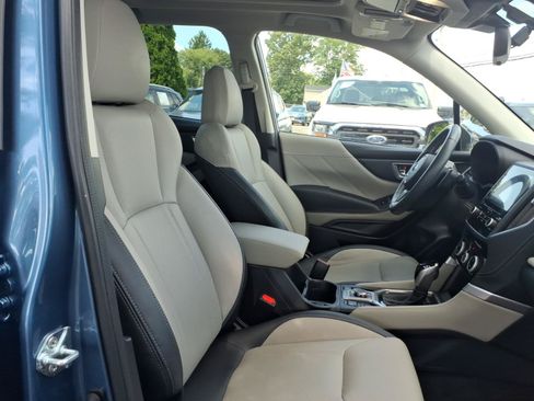 Used 2023 Subaru Forester Limited AWD/4WD image 10