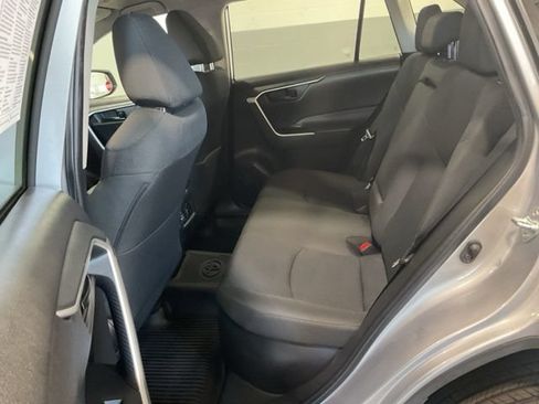 Used 2023 Toyota RAV4 LE AWD/4WD image 17
