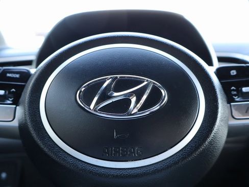 Used 2023 Hyundai Santa Cruz SEL image 27