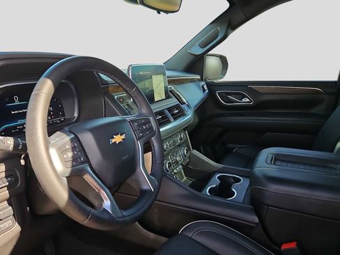 Used 2023 Chevrolet Tahoe Premier w/ Premium Package image 10
