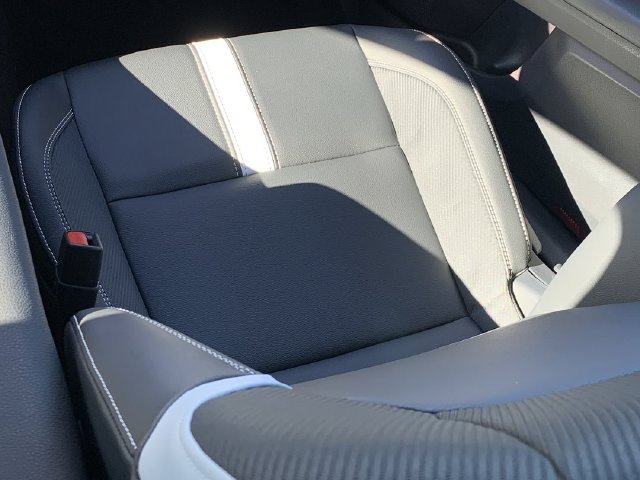 Used 2026 Toyota Camry SE FWD image 33