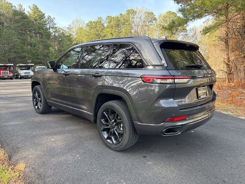 Used 2024 Jeep Grand Cherokee Limited 4xe image 7