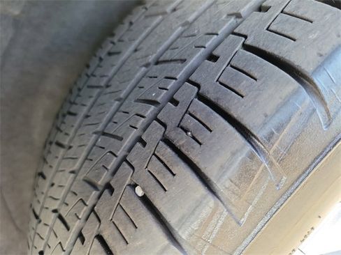 Used 2019 GMC Terrain SLT w/ Preferred Package image 26