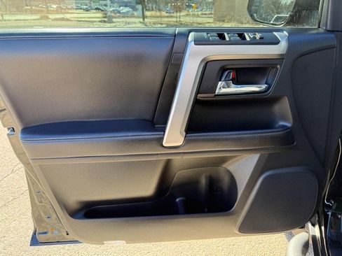 Used 2024 Toyota 4Runner SR5 Premium w/ Moonroof Package image 19