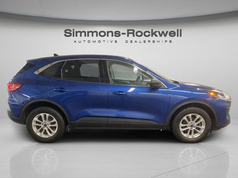 Used 2022 Ford Escape SE w/ Convenience Package image 4