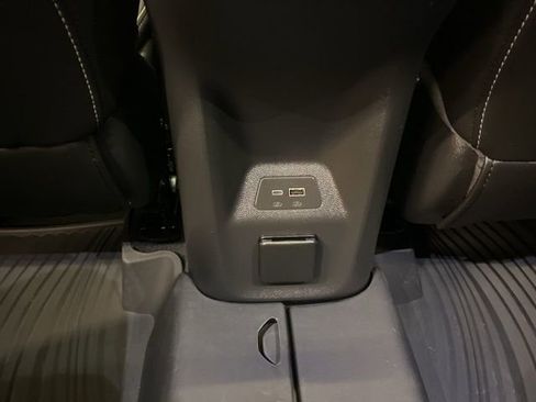 Certified 2024 Buick Envision Avenir image 38