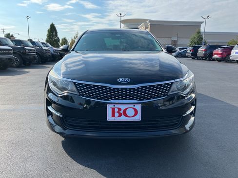 Used 2018 Kia Optima EX image 2
