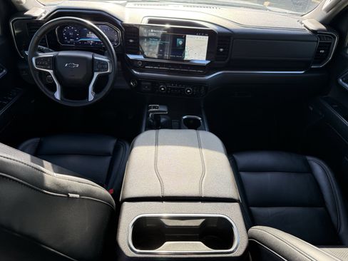 Used 2025 Chevrolet Silverado 1500 RST image 13
