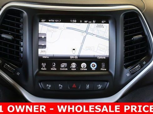 Used 2016 Jeep Cherokee Overland w/ Technology Group image 15