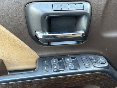 Used 2019 GMC Sierra 2500 Denali w/ Duramax Plus Package image 11