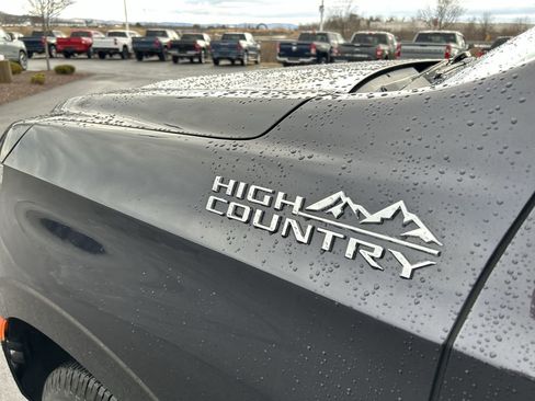 Used 2023 Chevrolet Tahoe High Country image 12