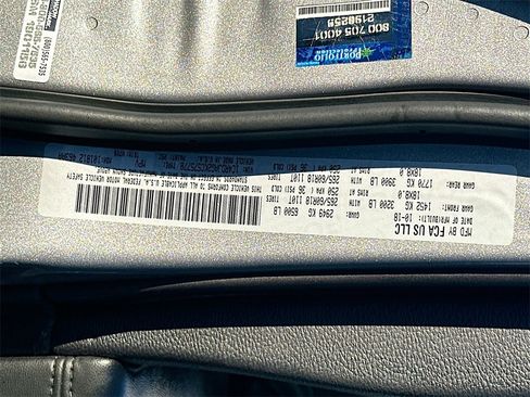 Used 2019 Dodge Durango SXT w/ 3rd Row Seating Group image 27