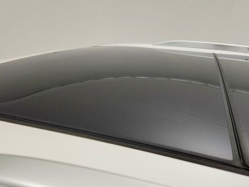 Used 2024 Cadillac XT6 Premium Luxury w/ Technology Package image 10