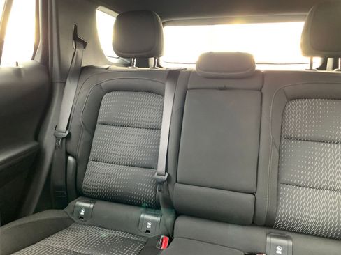 Used 2025 Chevrolet Equinox LT image 38