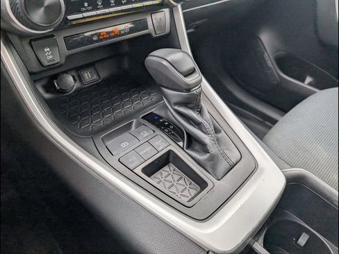 Used 2023 Toyota RAV4 LE FWD image 18