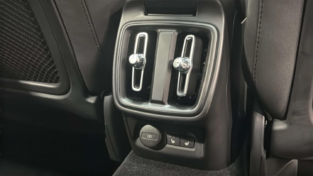 Used 2024 Polestar Polestar 2 AWD/4WD image 17