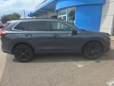 Used 2025 Honda CR-V Sport Touring image 3